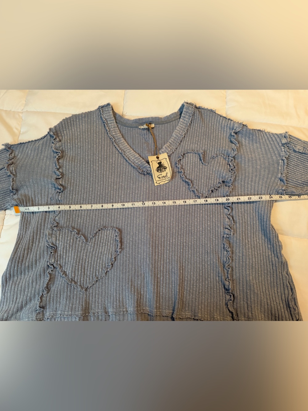 134 Easel Heartstrings of Style Pullover - Picture 8 of 13